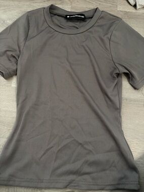 SHEIN Gray Ribbed Short Sleeve Crop Top